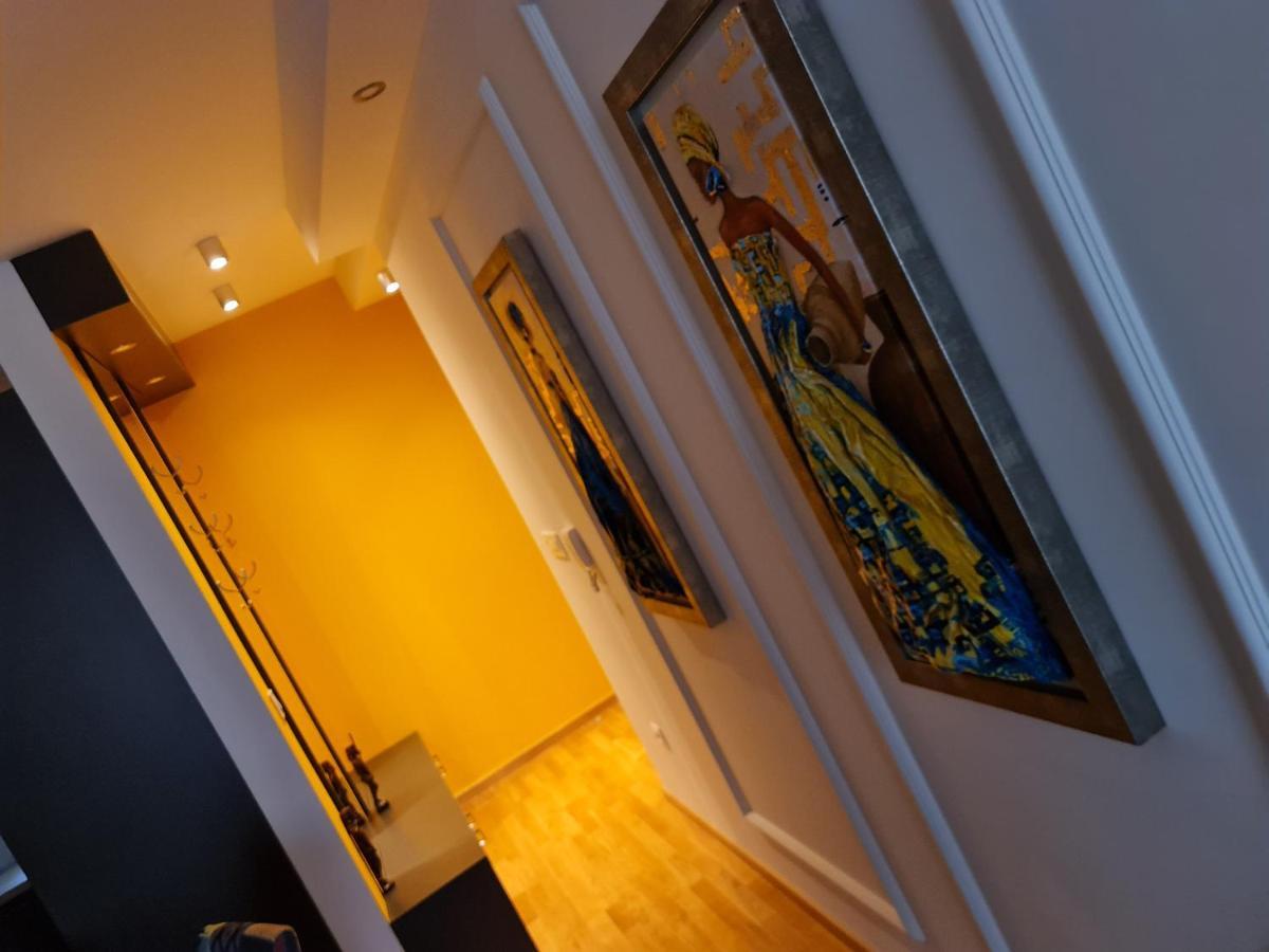 Grand Lux Apartman ชาชาค ภายนอก รูปภาพ