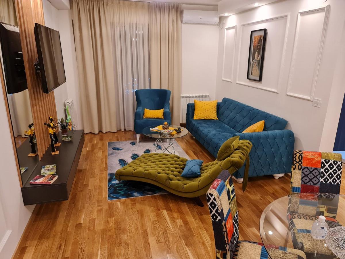 Grand Lux Apartman ชาชาค ภายนอก รูปภาพ