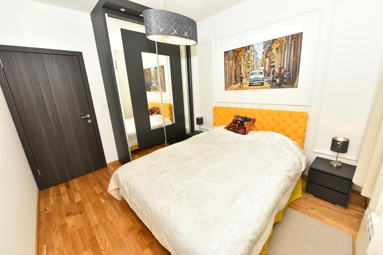 Grand Lux Apartman ชาชาค ภายนอก รูปภาพ