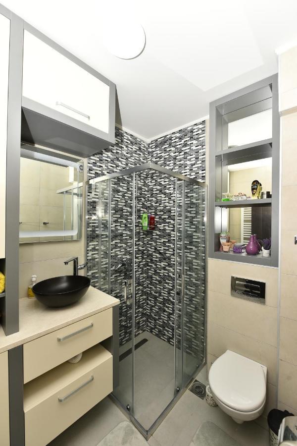 Grand Lux Apartman ชาชาค ภายนอก รูปภาพ