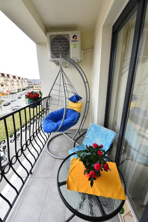 Grand Lux Apartman ชาชาค ภายนอก รูปภาพ